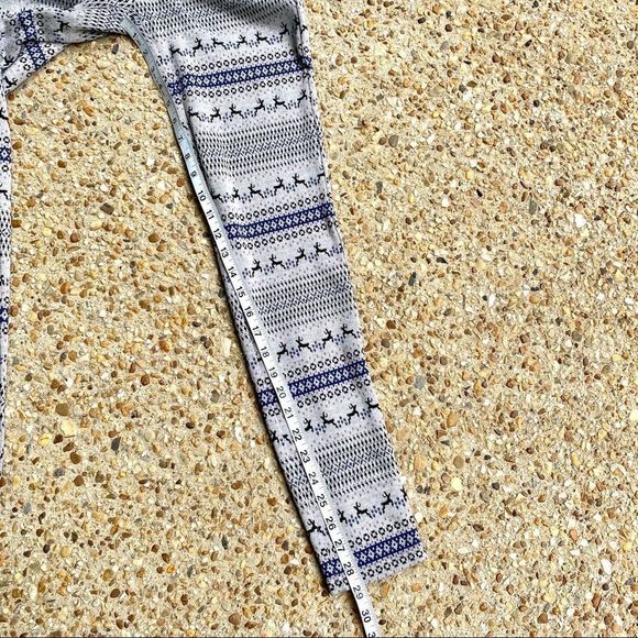 Free People Reindeer Knit Leggings Size S - Picture 6 of 7